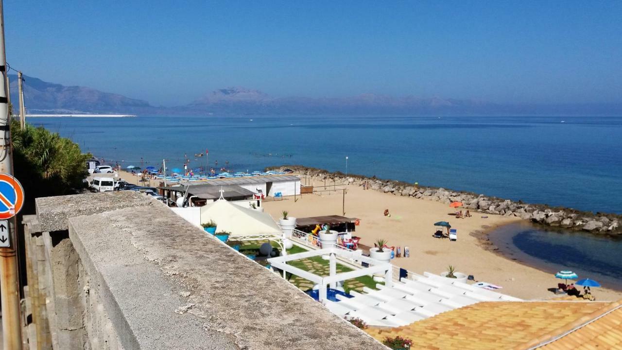 شقة Casa Vacanza Trappeto Palermo 2 المظهر الخارجي الصورة