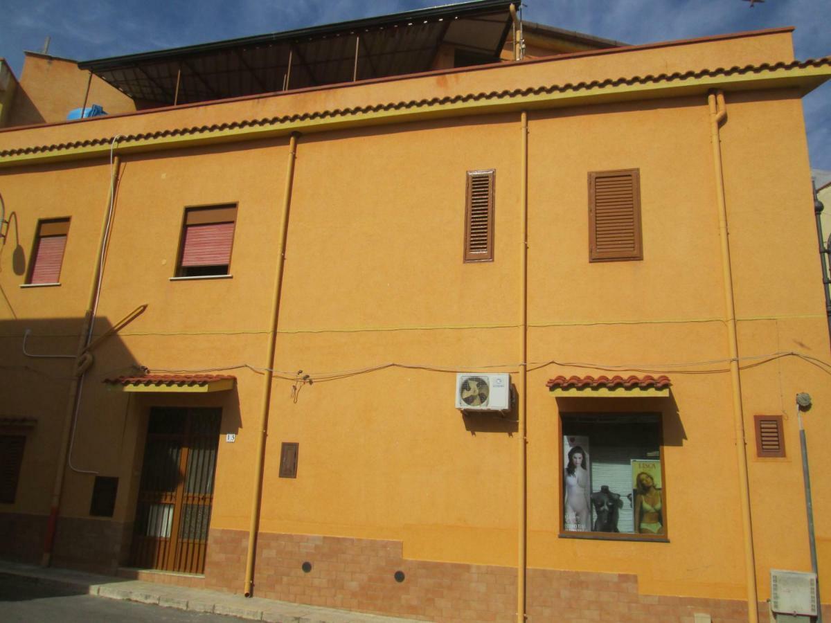 شقة Casa Vacanza Trappeto Palermo 2 المظهر الخارجي الصورة
